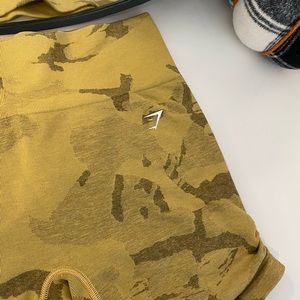 Gymshark ribbed shorts, yellow camo & in size L